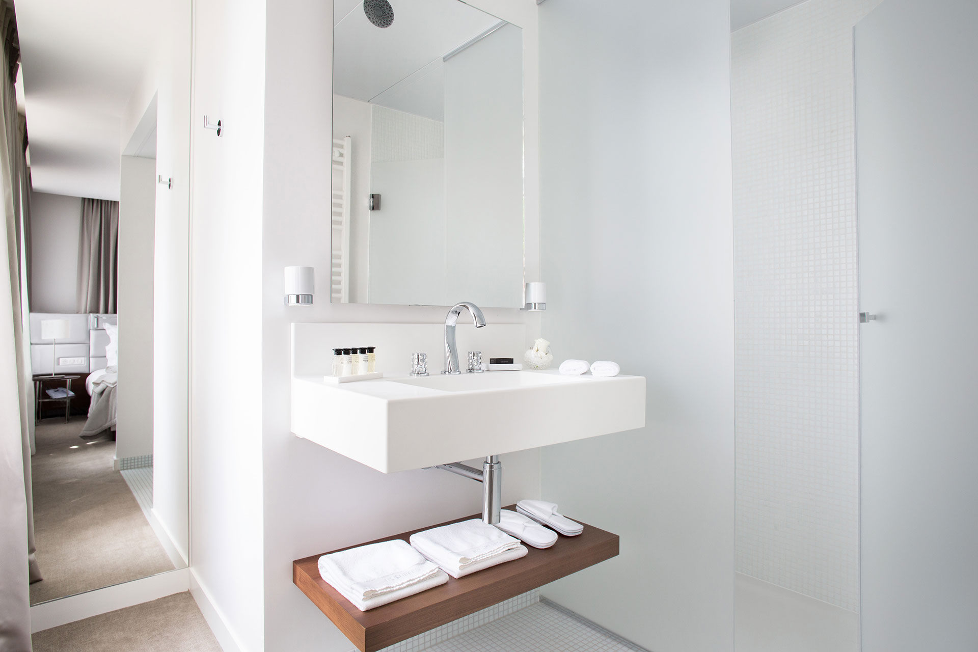 Bathroom for Château Hochberg Hôtel 4* by Borella Art Design