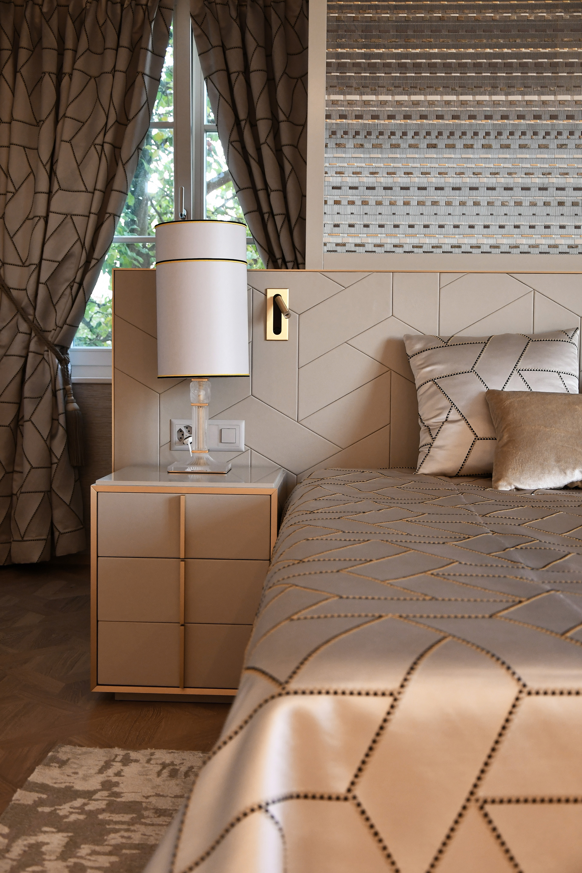 Chambre d’une villa en bord du Rhin par Borella Art Design
